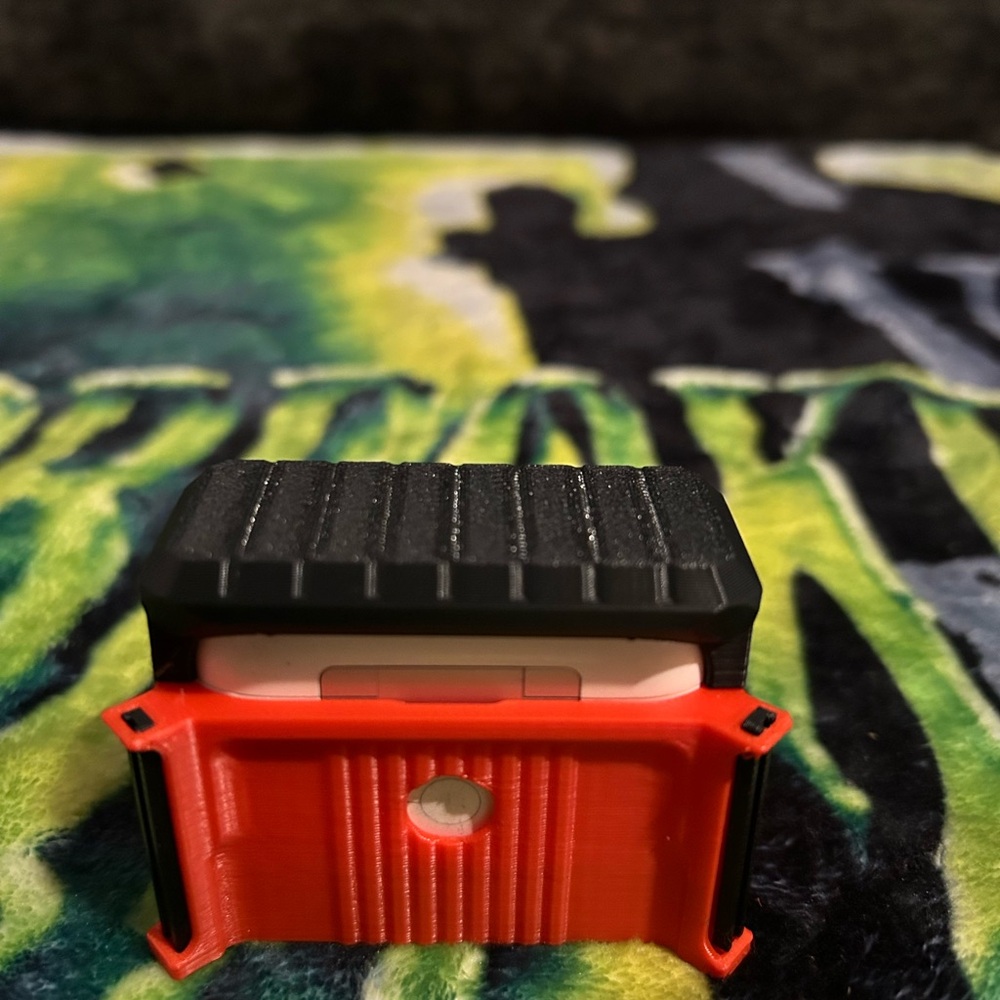 Milwaukee Red Earbud Case - Picture 6 of 6